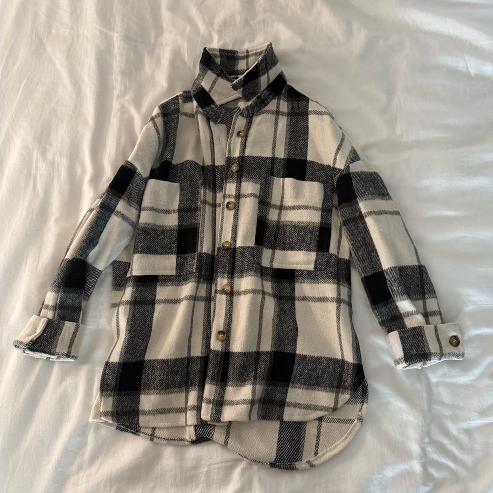 Plaid Button-Up Shirt in Black and White